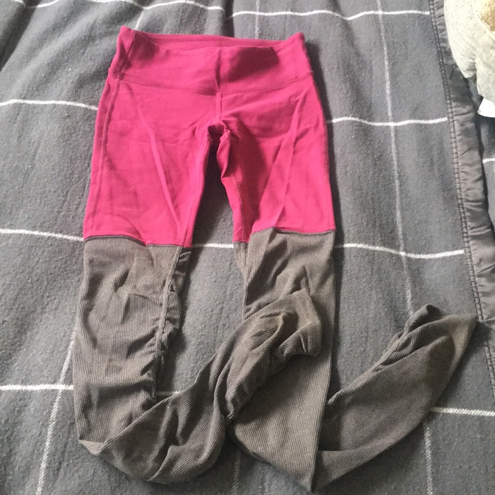 Alo Yoga Goddess Leggings.  Small.